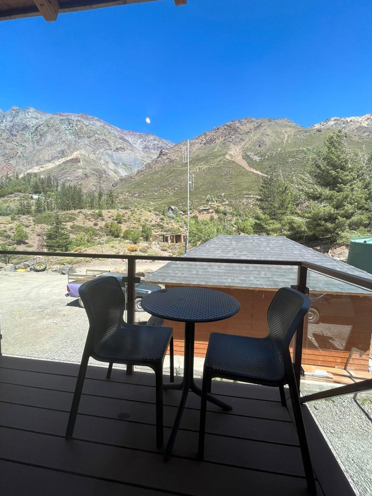 Lodge El Morado Refugio Lo Valdes المظهر الخارجي الصورة